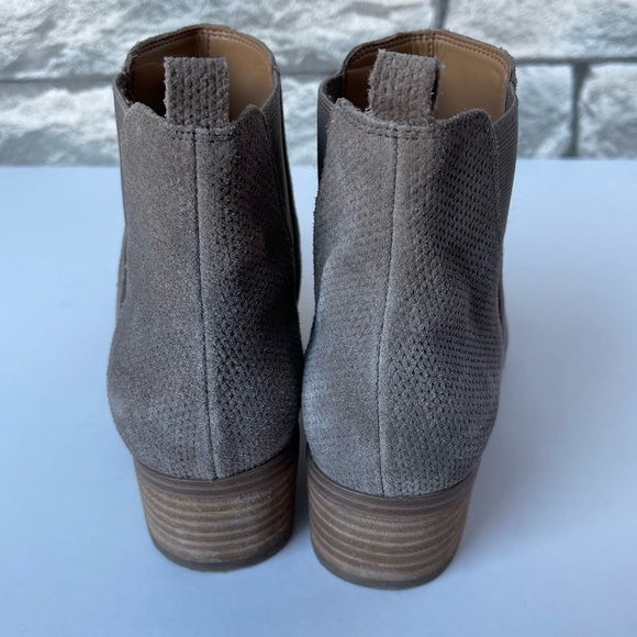 Marc Fisher Buttery Soft Suede Ankle Boot 6M Bootie Braided Silver Pointed Toe - Picture 6 of 11